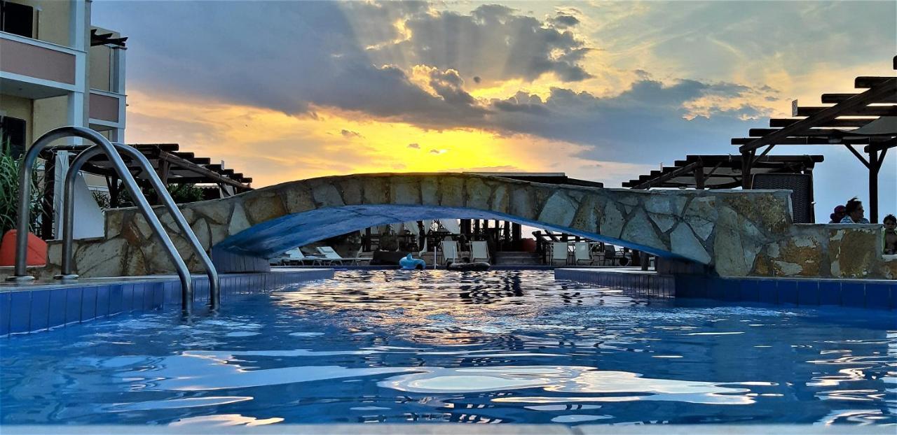 Irides Aparthotel Souvala Ngoại thất bức ảnh